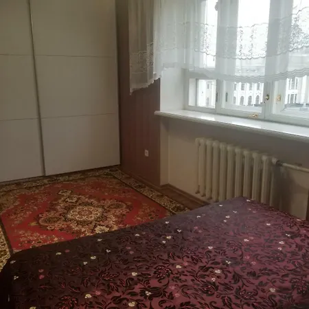квартира с видом на ЖД вокзал Апартаменти *